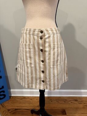 GORGEOUS Old Navy Khaki and Cream Striped Button-Front Skirt